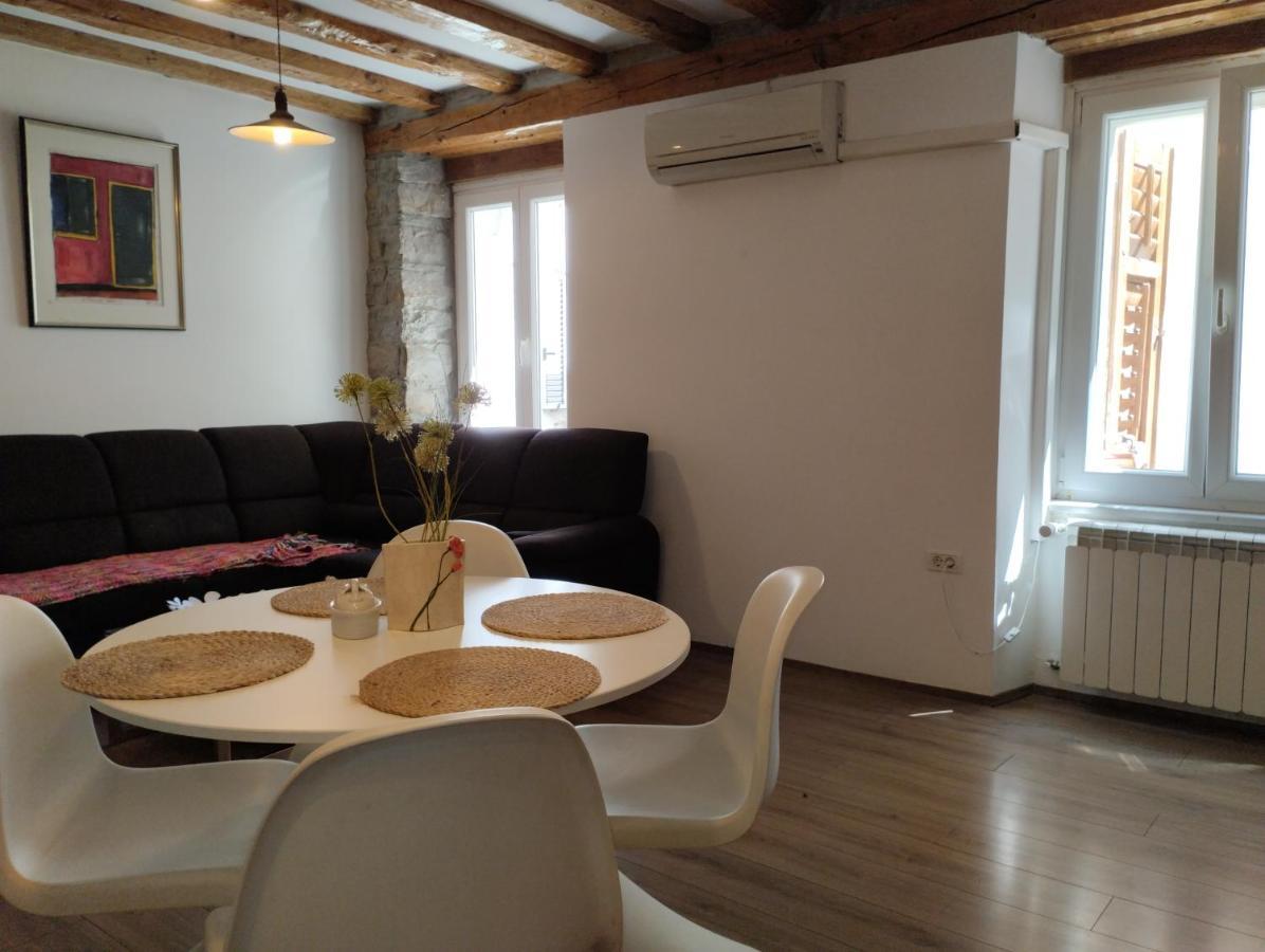 Prime Apartment 피란 외부 사진