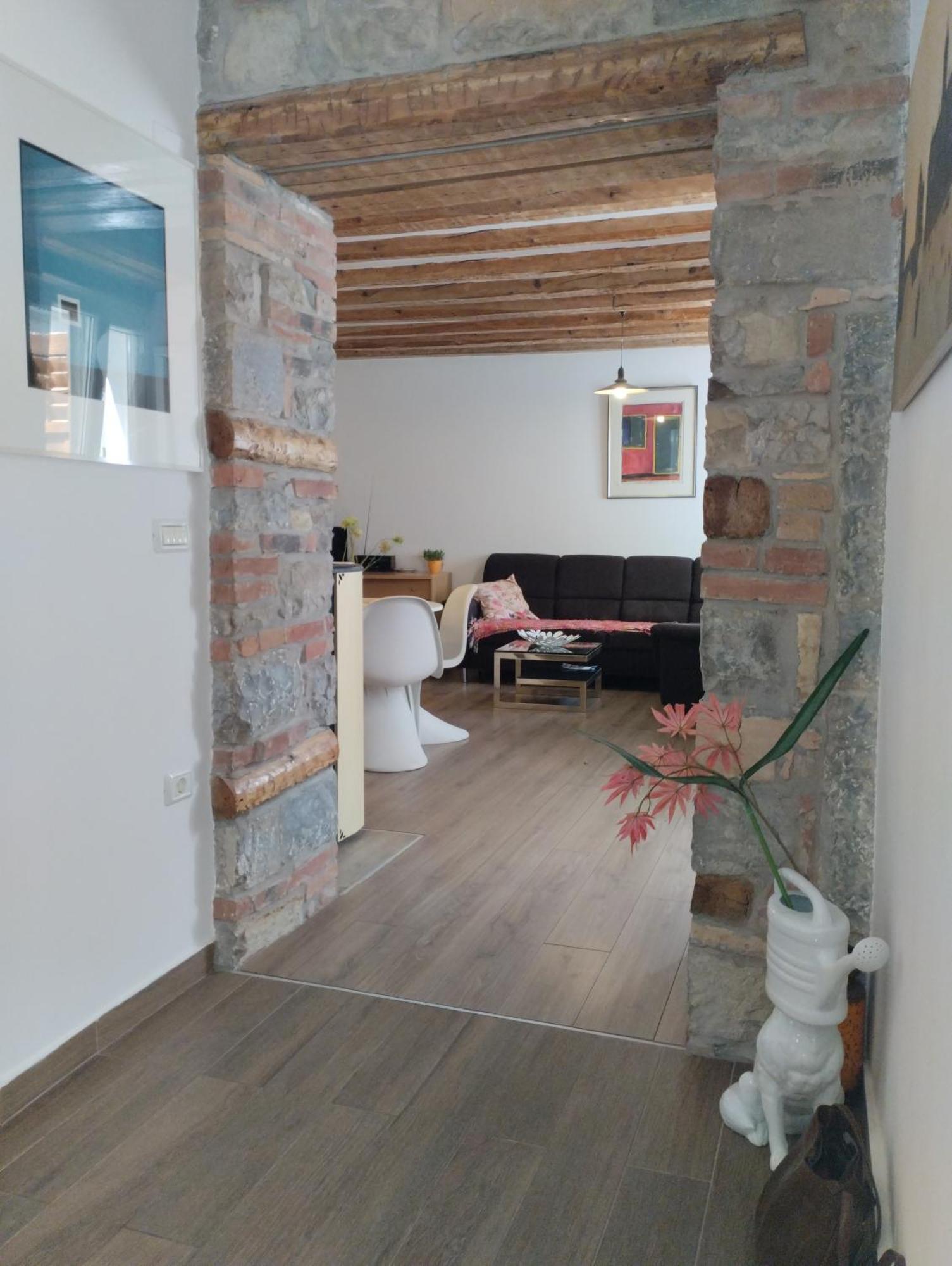 Prime Apartment 피란 외부 사진
